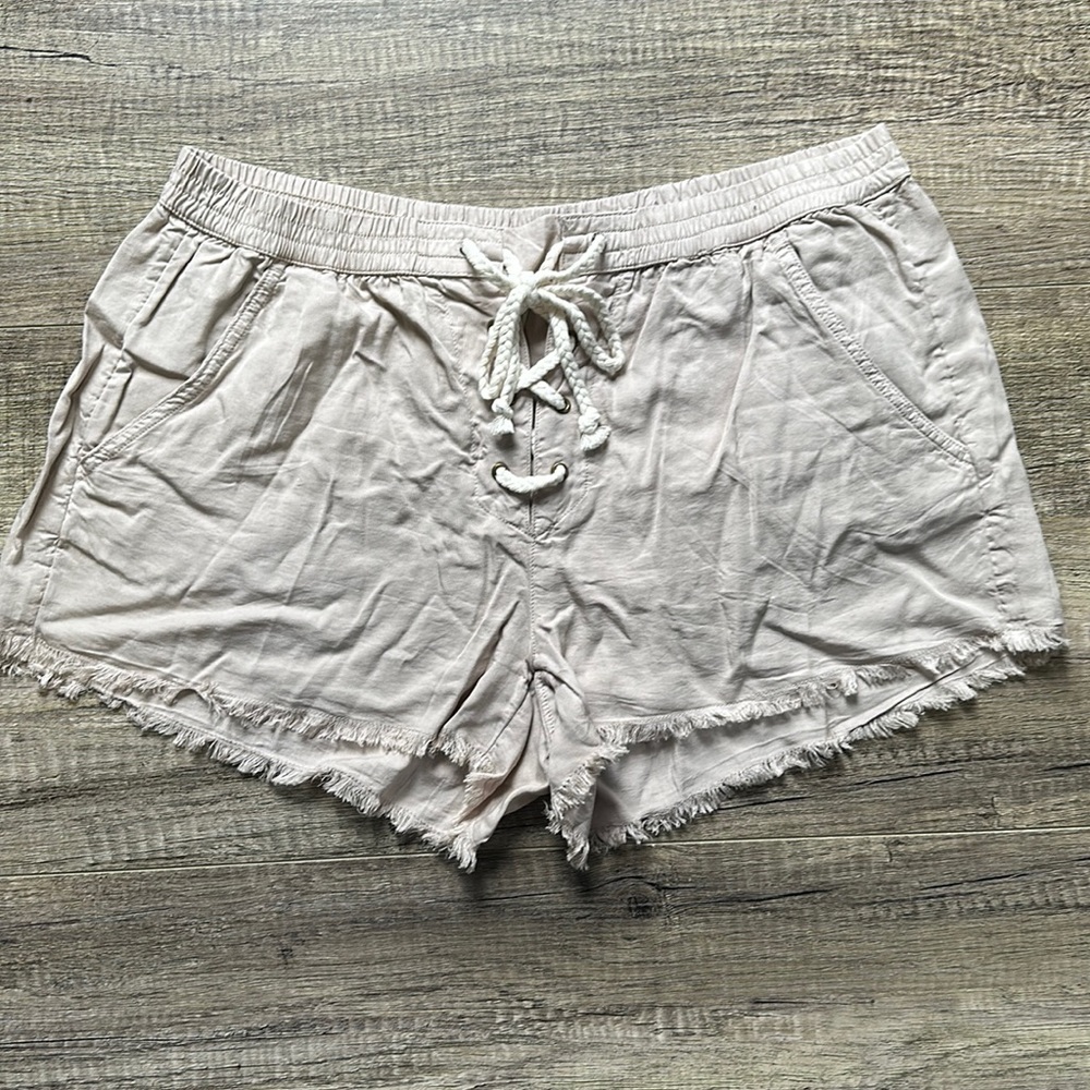 Aerie Lace-Up Linen Beach Shorts (Khaki/Taupe)